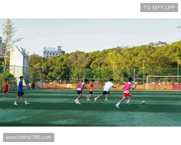 足球运动员的全方位能力提升与发展