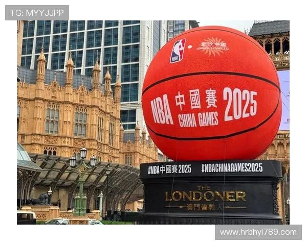 NBA官方指定使用的比赛篮球品牌及型号