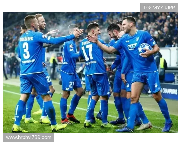 德甲球队踢荷兰球队：两国足球风格的对碰